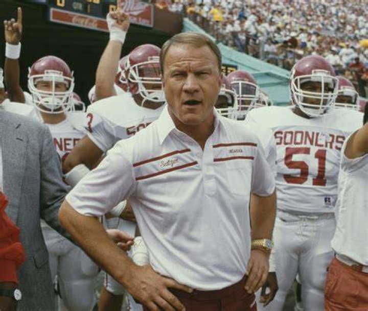 Barry Switzer - Bio, Age, Wiki, Facts and Family