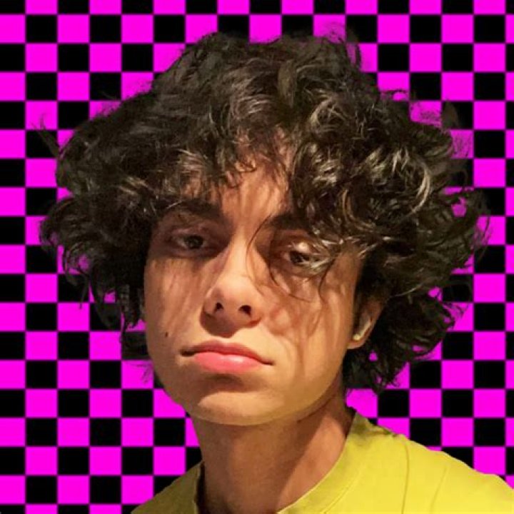 Benoftheweek - Bio, Age, Wiki, Facts and Family