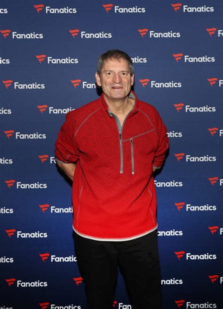 Bernie Kosar - Bio, Age, net worth, height, Wiki, Facts and Family