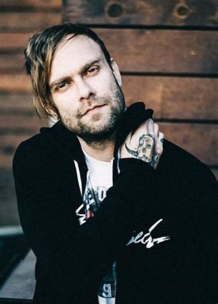 Bert McCracken - Bio, Age, height, weight, Wiki, Facts and Family