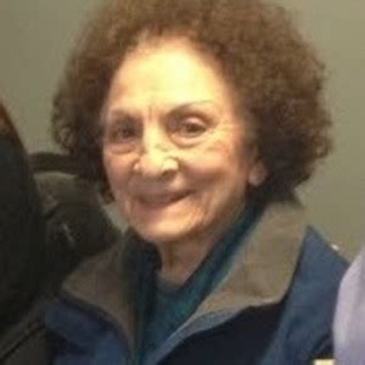 Bess Meisler (actor) - Wikipedia, Age, Net Worth, Biography , Spotify, TikTok, Facebook, Facts and Family