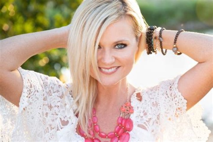Beverley Mahood - Bio, Age, Wiki, Facts and Family