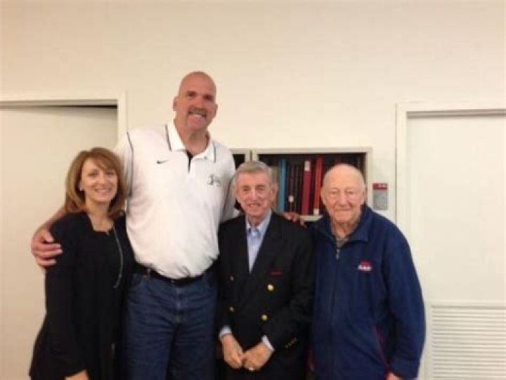 Bill Wennington - Bio, Age, Wiki, Facts and Family