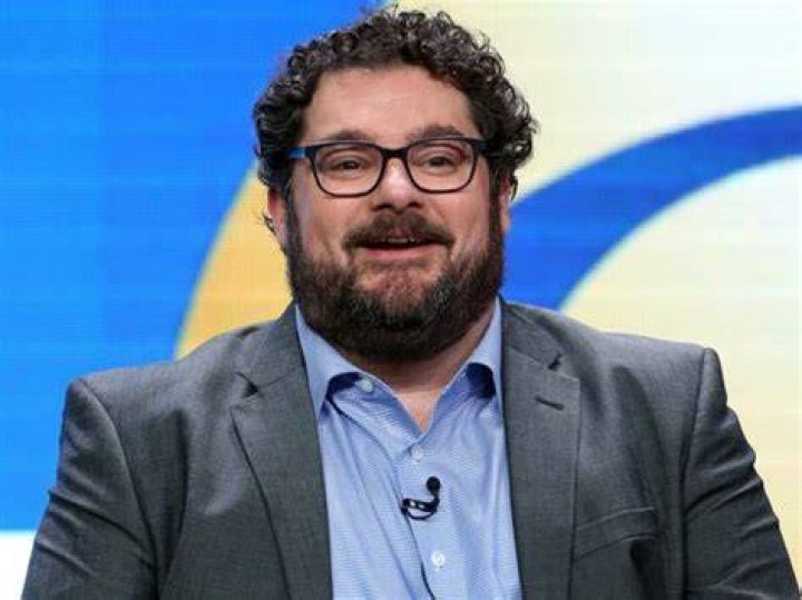 Bobby Moynihan - Bio, Age, net worth, height, Wiki, Facts and Family