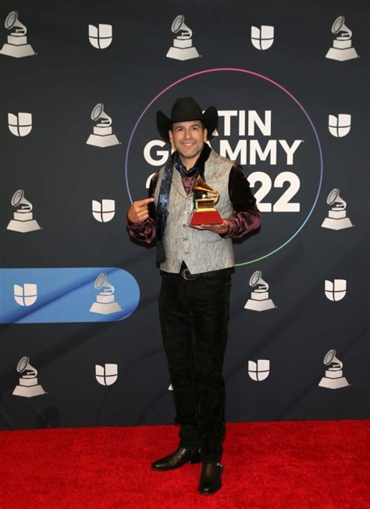 Bobby Pulido - Bio, Age, net worth, Wiki, Facts and Family