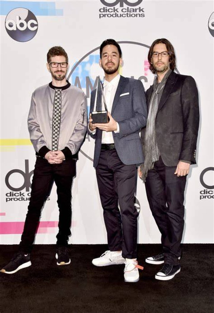 Brad Delson - Bio, Age, net worth, Wiki, Facts and Family