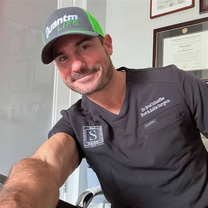 Bradley Schaeffer - Bio, Age, Wiki, Facts and Family