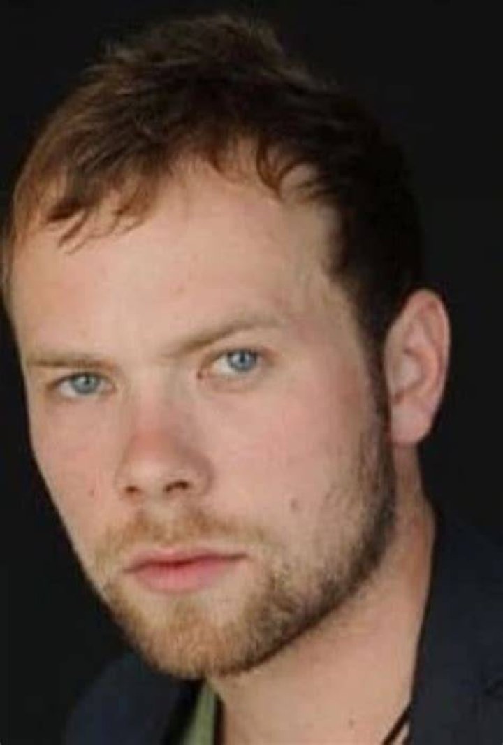 Brendan Fletcher - Bio, Age, Wiki, Facts and Family