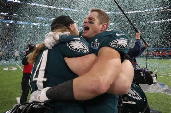 Brent Celek - Bio, Age, net worth, height, Wiki, Facts and Family