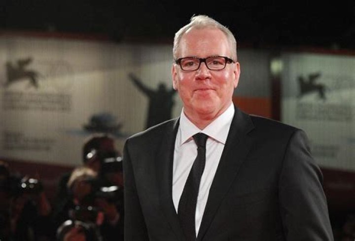Bret Easton Ellis - Bio, Age, net worth, height, Wiki, Facts and Family