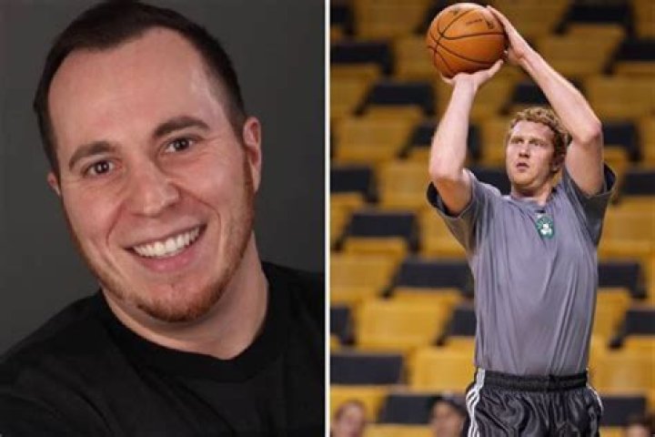 Brian Scalabrine - Bio, Age, net worth, height, Wiki, Facts and Family