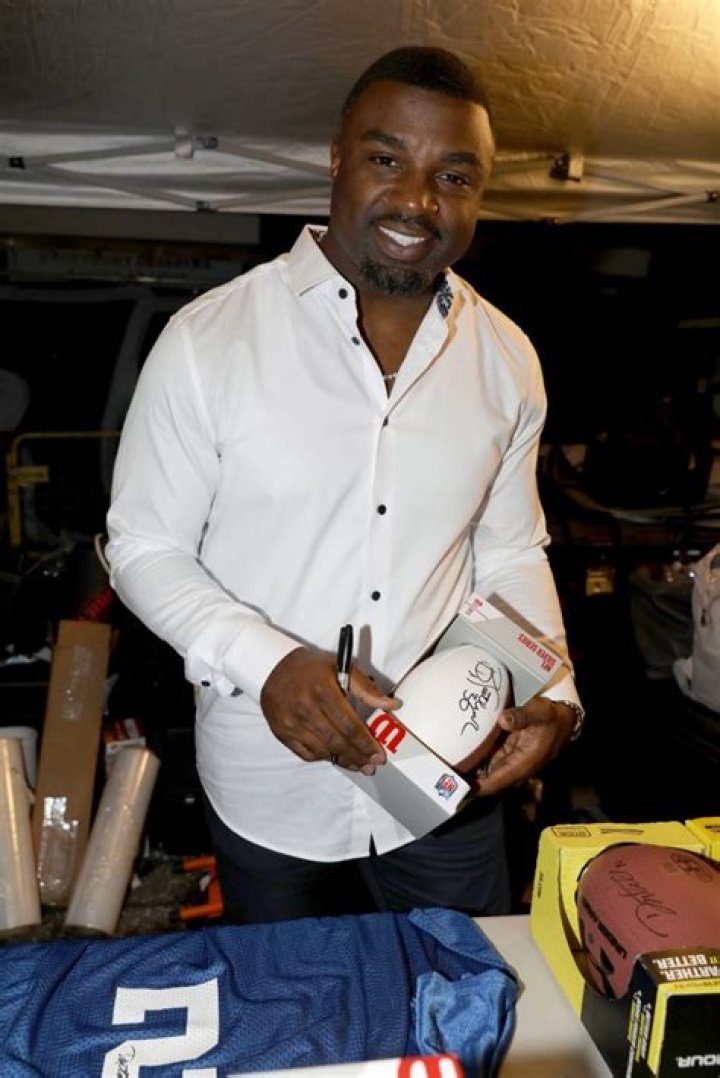 Brian Westbrook - Bio, Age, net worth, height, Wiki, Facts and Family
