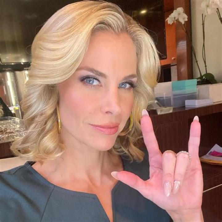 Brooke Burns - Bio, Age, Wiki, Facts and Family