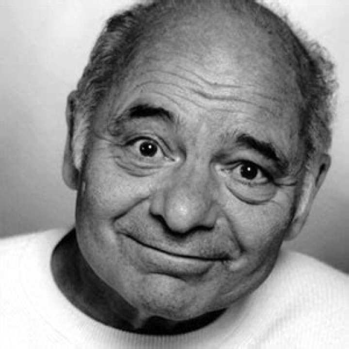 Burt Young - Bio, Age, net worth, height, Wiki, Facts and Family