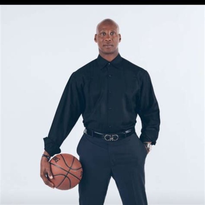 Byron Scott - Bio, Age, net worth, height, Wiki, Facts and Family