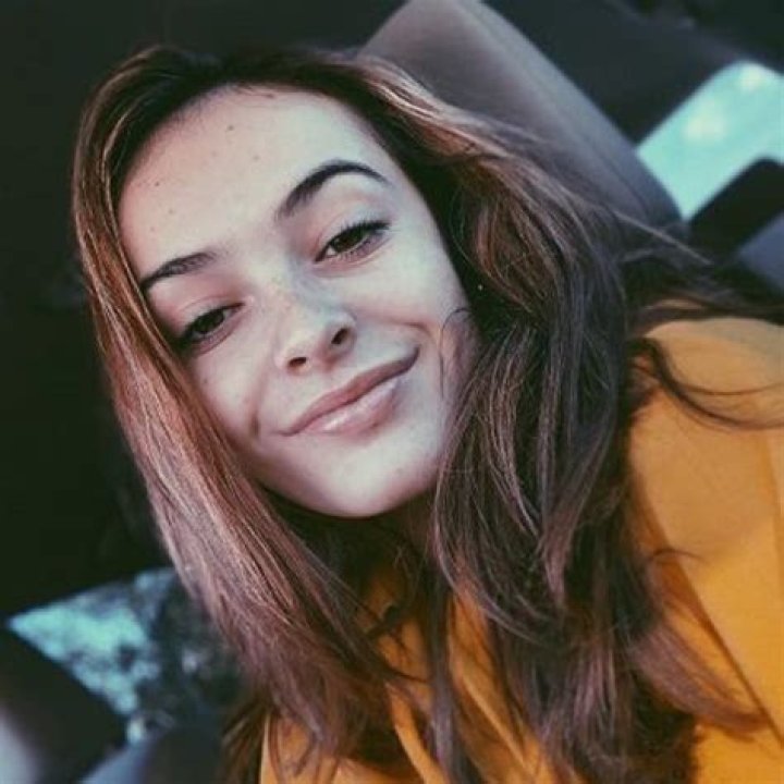 Cailee Kennedy - Bio, Age, Wiki, Facts and Family