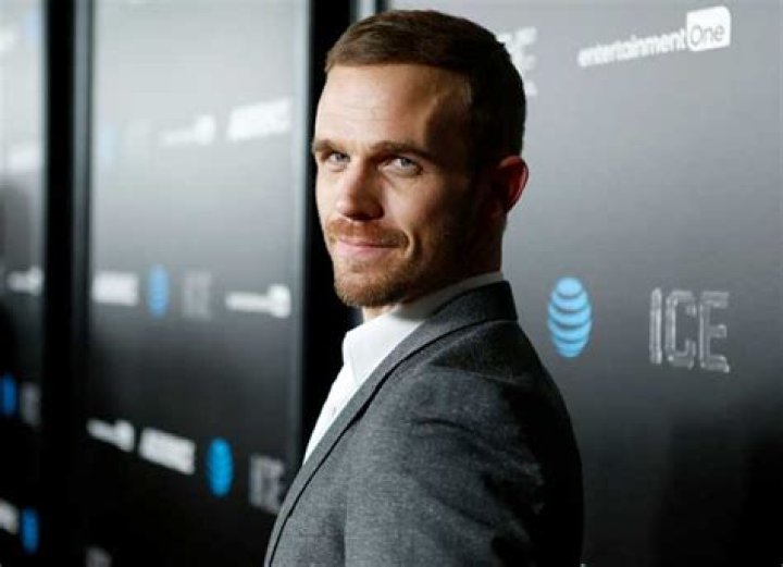 Cam Gigandet - Bio, Age, net worth, height, weight, Wiki, Facts and Family