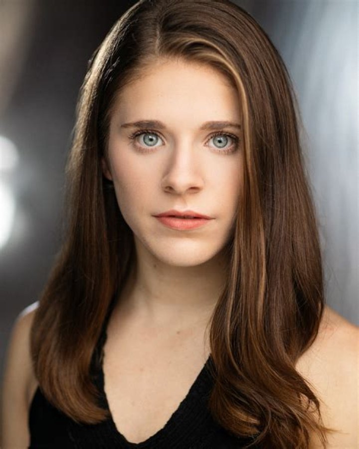 Carine Gilbert: TikTok Star Detailed Bio, Age, Birthday, & Height Insights and more