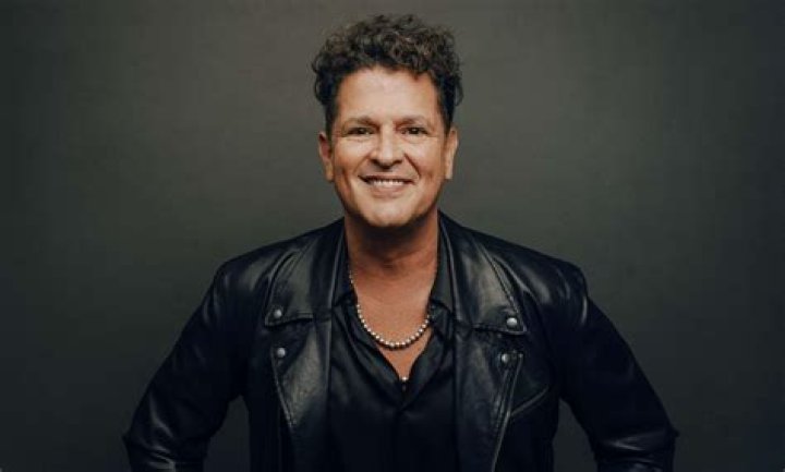 Carlos Vives - Bio, Age, net worth, Wiki, Facts and Family
