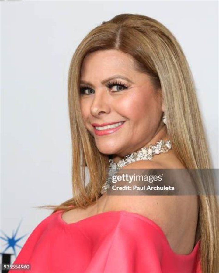 Carmen Jara (singer) - Wikipedia, Age, Net Worth, Biography , Spotify, TikTok, Facebook, Facts and Family