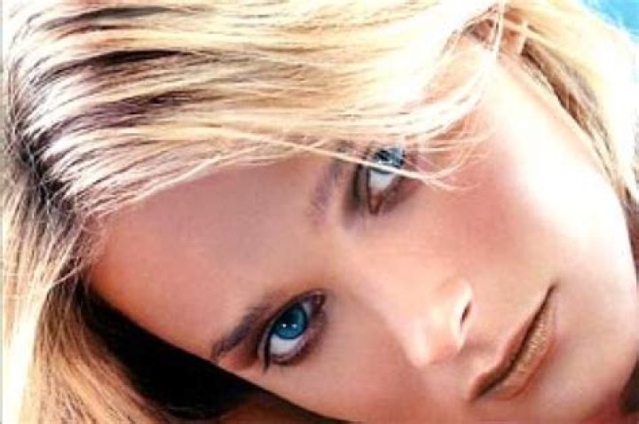 Carmen Kass - Bio, Age, Wiki, Facts and Family