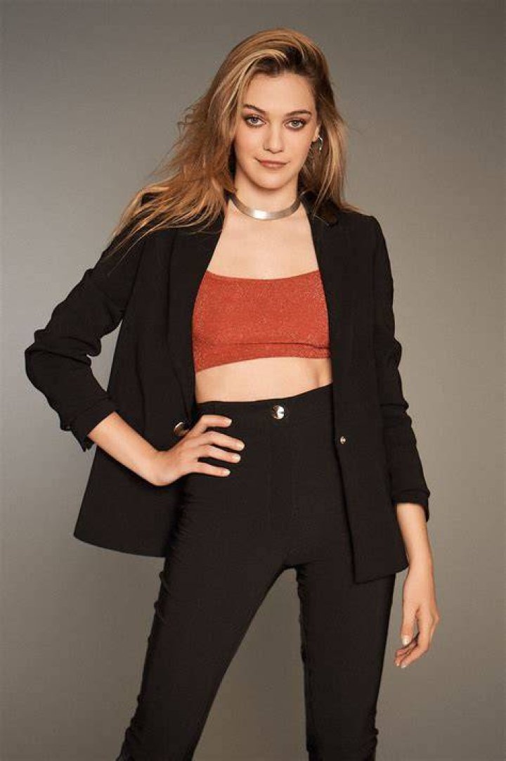 Carolina Domenech - Bio, Age, Wiki, Facts and Family
