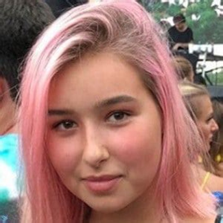 Caroline Ricke - Bio, Age, Wiki, Facts and Family