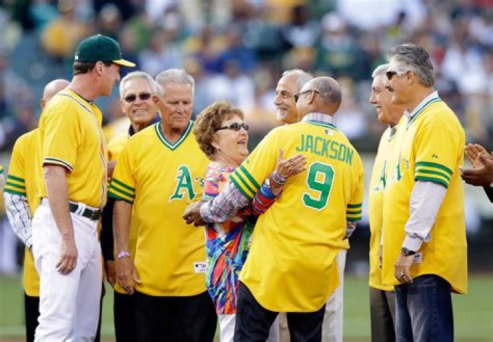 Catfish Hunter - Bio, Age, Wiki, Facts and Family