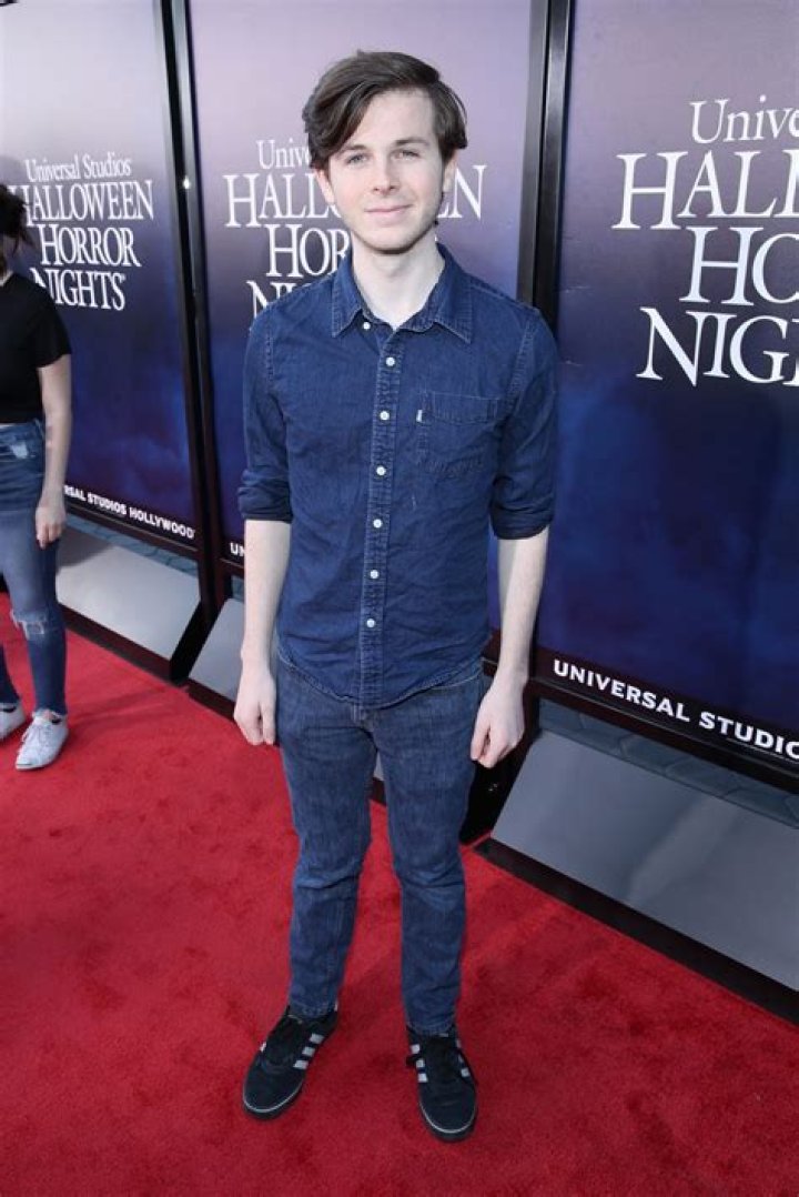 Chandler Riggs - Bio, Age, net worth, height, weight, Wiki, Facts and Family