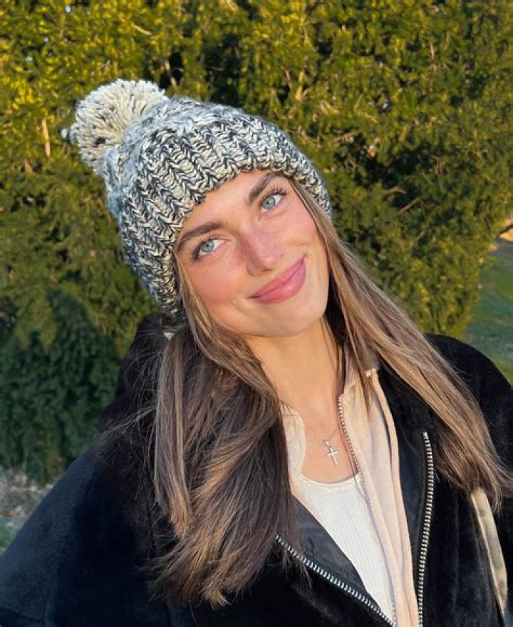 Charleen Weiss - Bio, Age, Wiki, Facts and Family