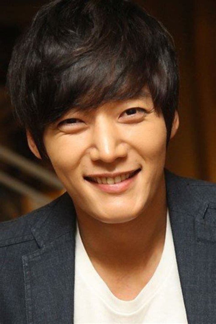 Choi Jin-hyuk - Bio, Age, Wiki, Facts and Family