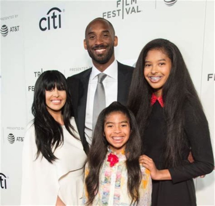 Chris Nunez - Bio, Age, net worth, height, Wiki, Facts and Family
