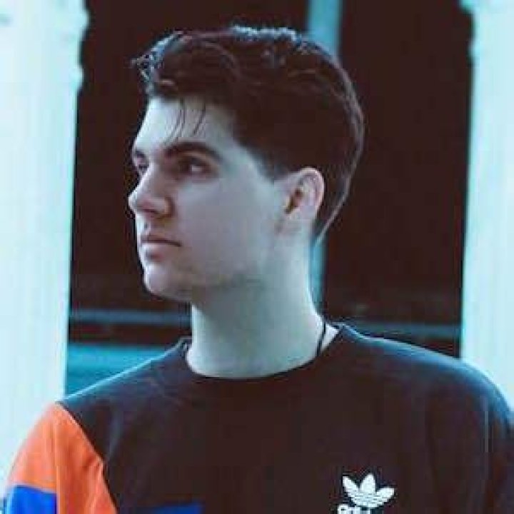 Christian DelGrosso - Bio, Age, height, weight, Wiki, Facts and Family