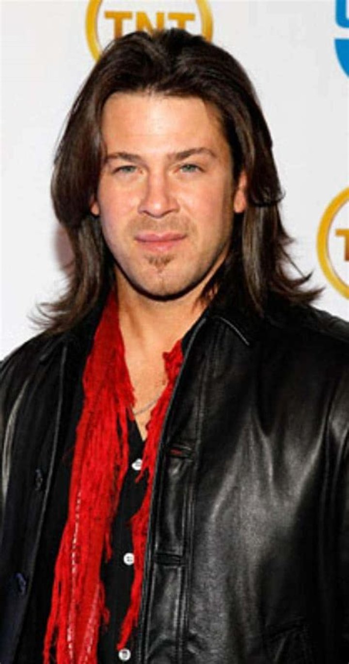 Christian Kane - Bio, Age, net worth, height, Wiki, Facts and Family