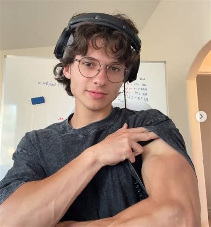CJ Clark - Biography, Age, Wiki, Facts and Family
