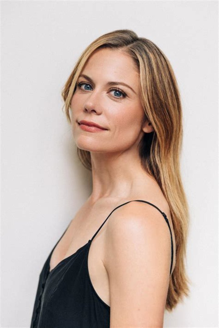 Claire Coffee - Bio, Age, Wiki, Facts and Family