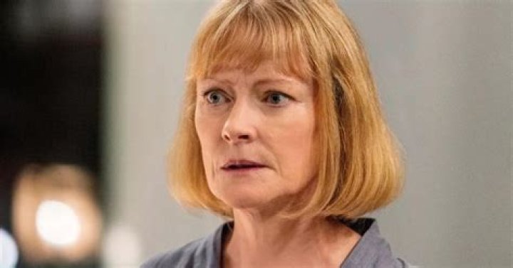 Claire Skinner - Bio, Age, Wiki, Facts and Family
