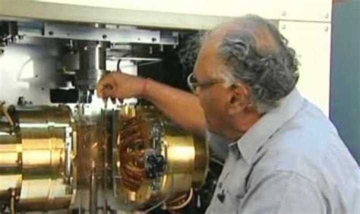 Cnr Rao - Bio, Age, Wiki, Facts and Family
