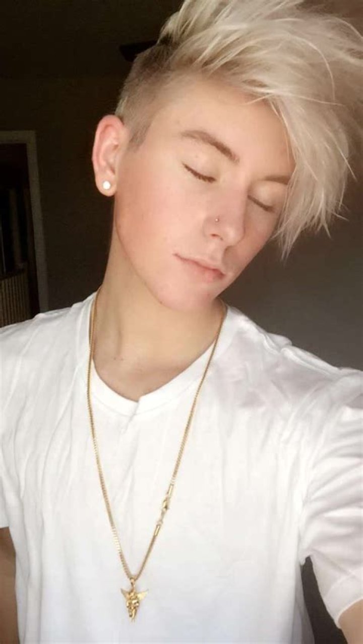 Conner Dennis - Bio, Age, Wiki, Facts and Family