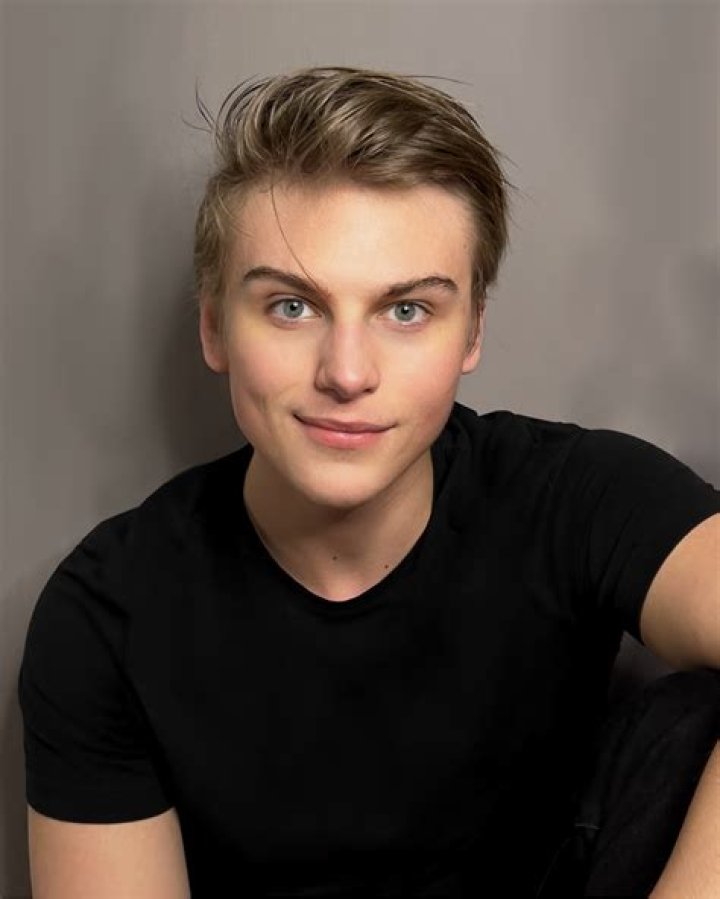 Connor DeWolfe - Bio, Age, Wiki, Facts and Family