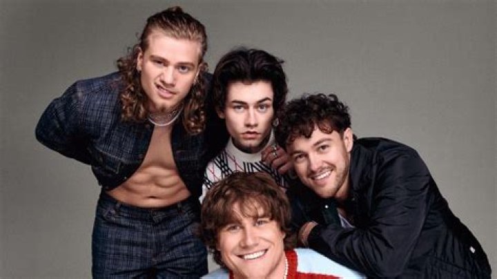 Conor Smith: Pop Singer Detailed Bio, Age, Birthday, & Height Insights and more