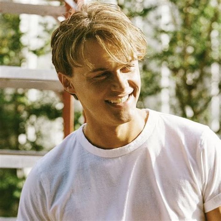 Conrad Fisher - Bio, Age, Wiki, Facts and Family