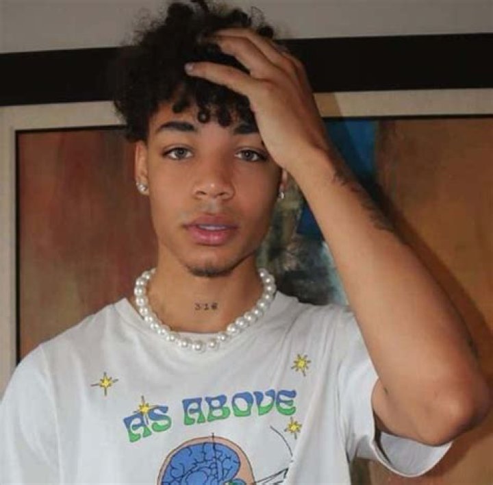 Corey Campbell - Bio, Age, height, weight, Wiki, Facts and Family