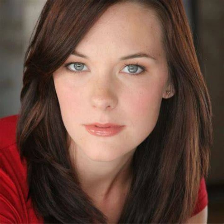 Courtnee Draper - Bio, Age, Wiki, Facts and Family