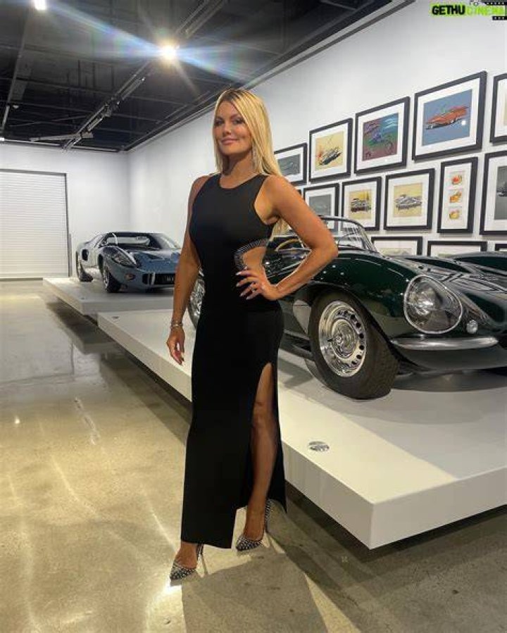 Courtney Hansen - Bio, Age, Wiki, Facts and Family