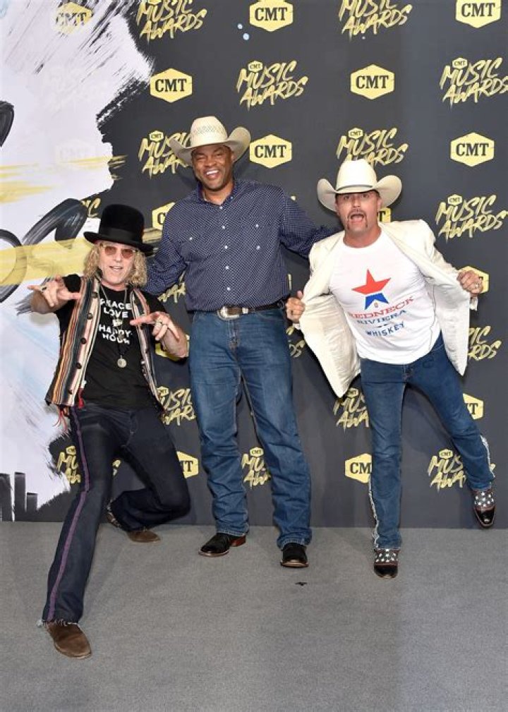 Cowboy Troy - Bio, Age, net worth, height, Wiki, Facts and Family