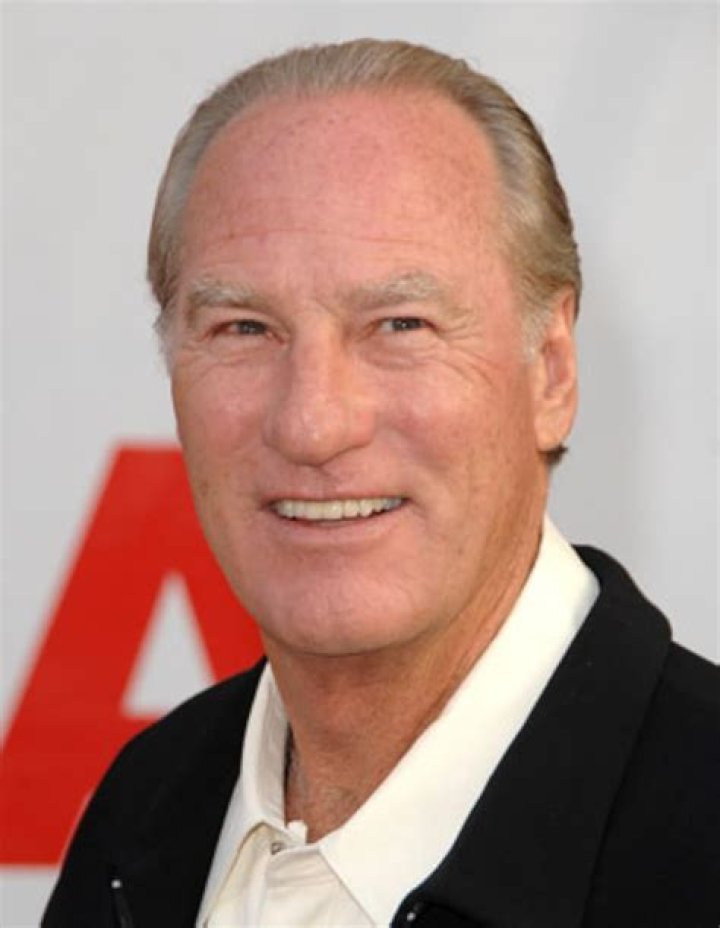 Craig T. Nelson - Bio, Age, net worth, height, Wiki, Facts and Family