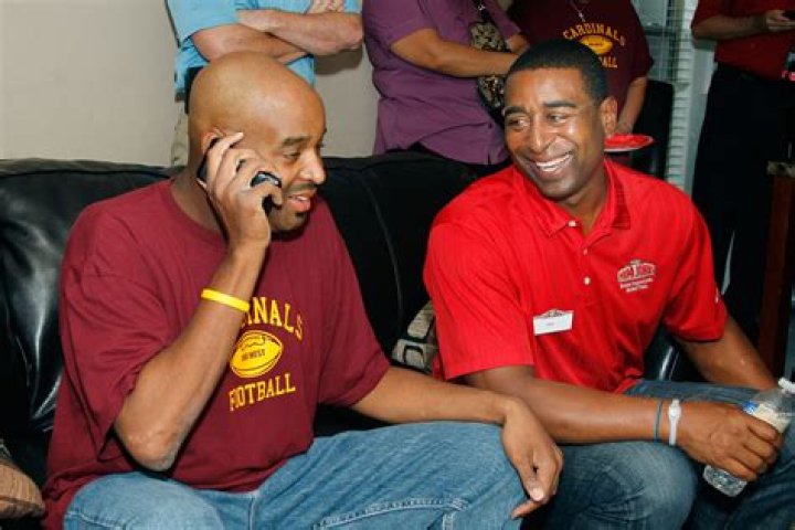 Cris Carter - Bio, Age, net worth, height, Wiki, Facts and Family