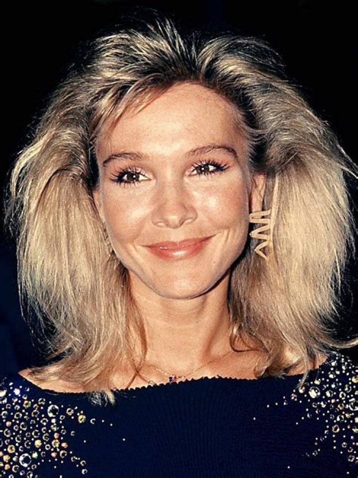 Cynthia Rhodes - Bio, Age, Wiki, Facts and Family