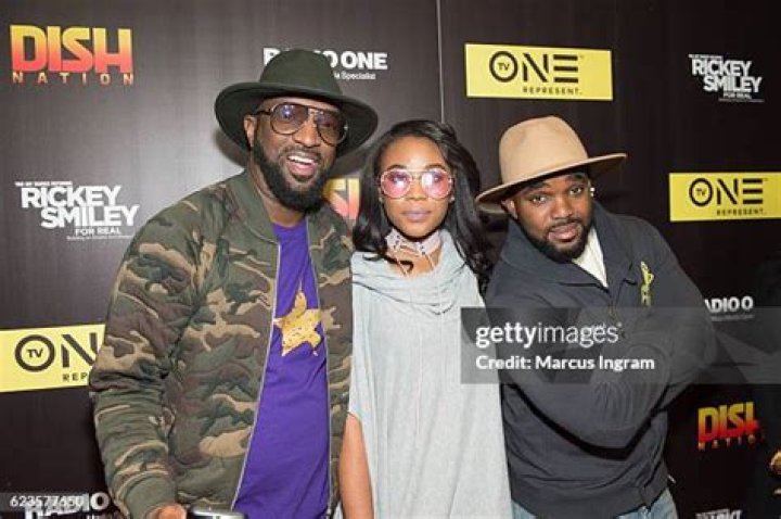 D'essence Elizabeth Smiley - Bio, Age, Wiki, Facts and Family